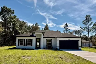 2332 W Newhope Ln, Dunnellon, FL 34434 - Photo 1