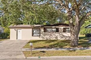 540 E Highland Ave, Clermont, FL 34711 - Photo 1