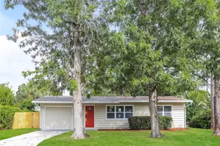 250 N Shade Ave, Sarasota, FL 34237 - Photo 1