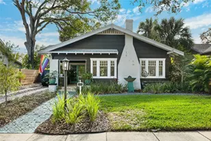 132 17th Ave N, Saint Petersburg, FL 33704 - Photo 1