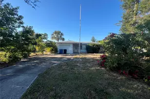 801 65th Ave S, Saint Petersburg, FL 33705 - Photo 1