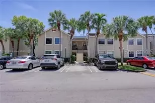 9633 Riverside Dr, Coral Springs, FL 33071 - Photo 1
