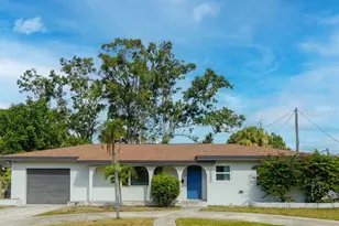 2363 68th Ave S, Saint Petersburg, FL 33712 - Photo 1