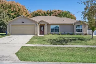 1122 Chelsea Parc Dr, Minneola, FL 34715 - Photo 1