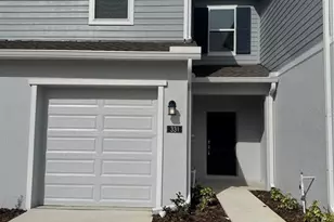 331 Sol Vis Dr, Dundee, FL 33838 - Photo 1