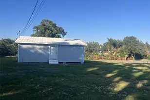 648 E 1st St, Apopka, FL 32703 - Photo 1