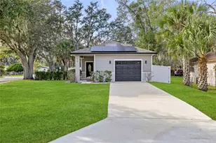 718 Willow Ave, Sanford, FL 32771 - Photo 1