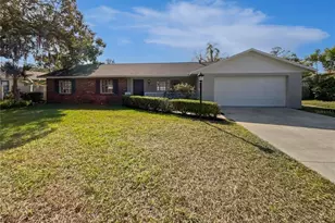 1916 NE 10th St, Ocala, FL 34470 - Photo 1