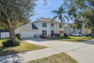 1028 Fox Trail Ave, Minneola, FL 34715 - Photo 1