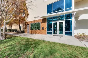 525 E Jackson St, Orlando, FL 32801 - Photo 1