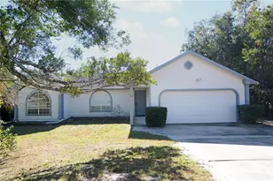 925 Elkcam Blvd, Deltona, FL 32725 - Photo 1