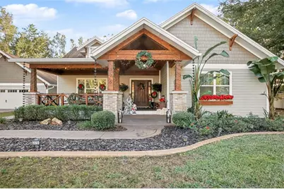 275 W Delaware Avenue, Lake Helen, FL 32744 - Photo 1