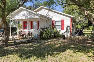 1332 7th Ct, Lakeland, FL 33805 - Photo 1