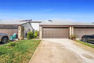 347 W Castlewood Ln, New Smyrna Beach, FL 32168 - Photo 1