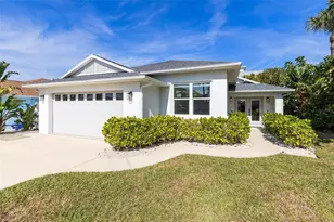 830 Hope Ave, New Smyrna Beach, FL 32169 - Photo 1