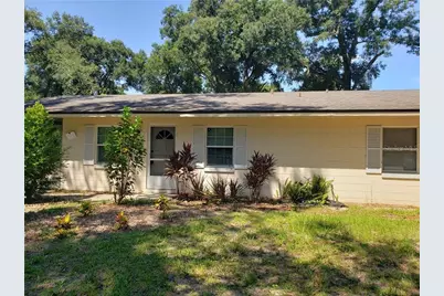 1401 E 1st Avenue, Mount Dora, FL 32757 - Photo 1