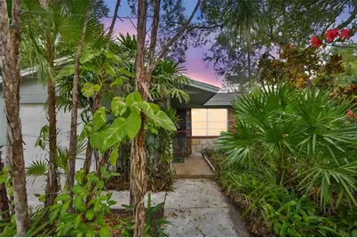 10823 106th Street, Largo, FL 33773 - Photo 1