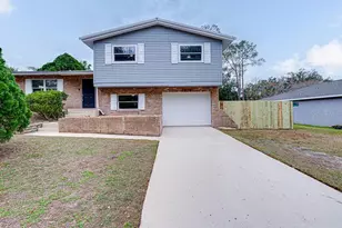 804 Judy Ave, Wildwood, FL 34785 - Photo 1