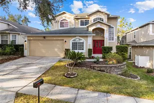 942 Henley Cir, Davenport, FL 33896 - Photo 1