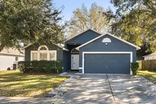 750 Welch Hill Cir, Apopka, FL 32712 - Photo 1