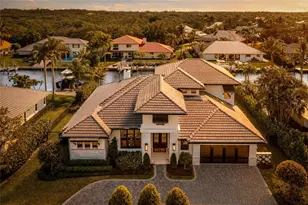 9058 SE Star Island Way, Hobe Sound, FL 33455 - Photo 1