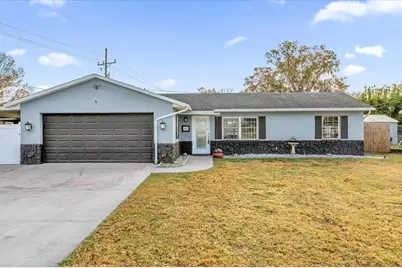 201 Vermont Avenue, Saint Cloud, FL 34769 - Photo 1