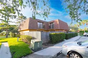 5392 Elm Ct, Orlando, FL 32811 - Photo 1