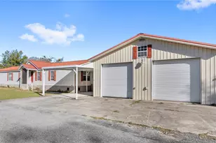 32443 Memory Ln, Leesburg, FL 34788 - Photo 1