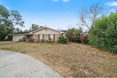 805 E Normandy Boulevard, Deltona, FL 32725 - Photo 1