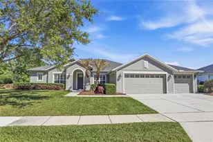 8 Winters Landing Dr, Oakland, FL 34787 - Photo 1