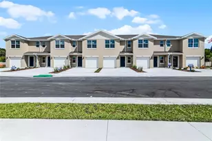 554 Pinot Dr, Daytona Beach, FL 32117 - Photo 1