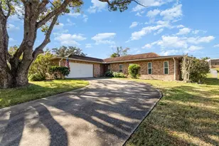 912 N Fairbairn Dr, Deltona, FL 32725 - Photo 1