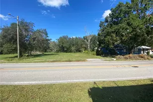 745 N 3rd St, Eagle Lake, FL 33839 - Photo 1