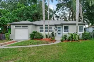 725 Palm Dr, Orlando, FL 32803 - Photo 1