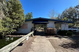 404 Perkins St, Leesburg, FL 34748 - Photo 1