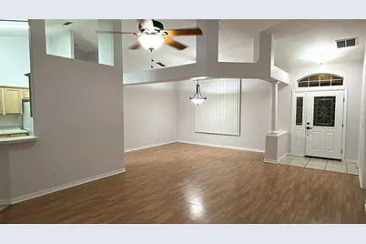 534 Lake Sumner Drive, Groveland, FL 34736 - Photo 1