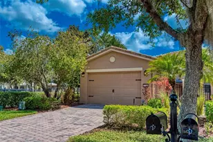 2310 Palm Tree Dr, Kissimmee, FL 34759 - Photo 1