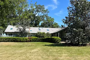 1010 NE 120th Pl, Ocala, FL 34479 - Photo 1