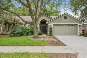 1023 W Riviera Blvd, Oviedo, FL 32765 - Photo 1