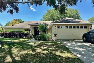 1010 Stationside Dr, Oakland, FL 34787 - Photo 1