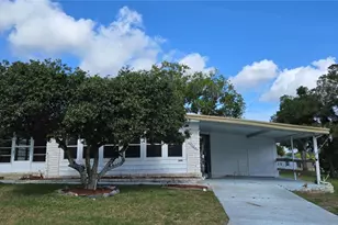 2100 Wax Myrtle Dr, Zellwood, FL 32798 - Photo 1