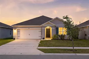 5295 Bracks Landing Dr, Saint Cloud, FL 34771 - Photo 1