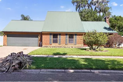 1604 Teakwood Drive, Plant City, FL 33563 - Photo 1