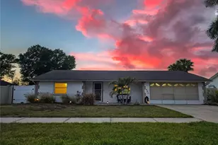 505 Red Mangrove Ln, Apollo Beach, FL 33572 - Photo 1
