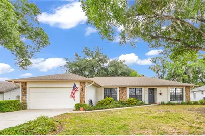 2002 E Timberlane Drive, Plant City, FL 33563 - Photo 1