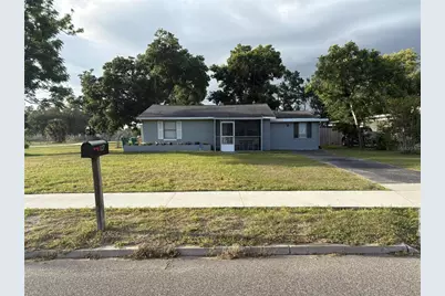 107 W Golf Links Avenue, Eustis, FL 32726 - Photo 1