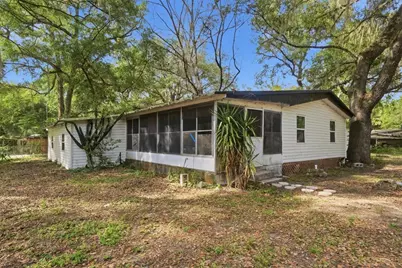 6945 NE 5th Place, Ocala, FL 34470 - Photo 1