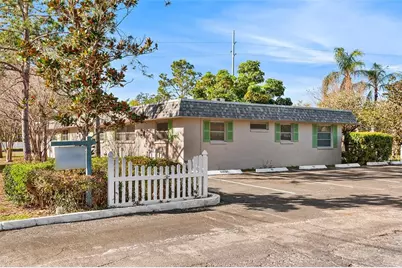 555 62nd Street S #102, Saint Petersburg, FL 33707 - Photo 1