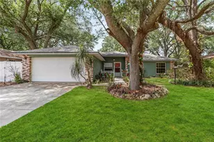 210 Madison St, Minneola, FL 34715 - Photo 1