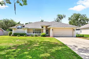 10126 Silver Bluff Dr, Leesburg, FL 34788 - Photo 1
